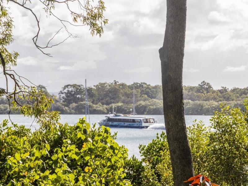 52-54 TENANNE ST, Russell Island QLD 4184