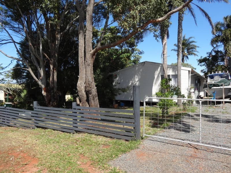 4 PHARLAP STREET, Russell Island QLD 4184