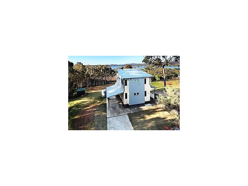 30 Schooner Street, Russell Island QLD 4184