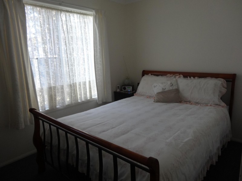 27 TOOLONA AVE, Russell Island QLD 4184