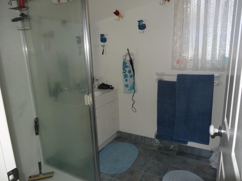 27 TOOLONA AVE, Russell Island QLD 4184