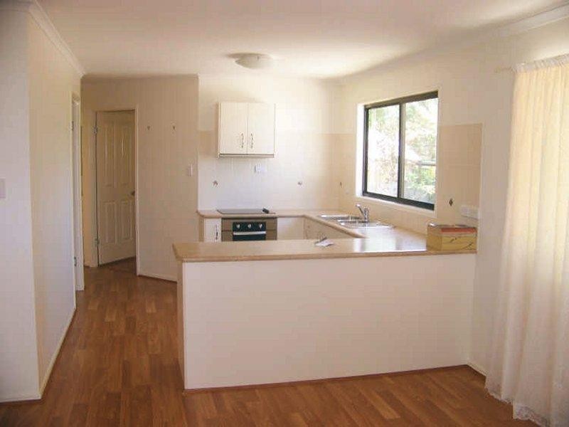 17 Deenya Pde, Russell Island QLD 4184