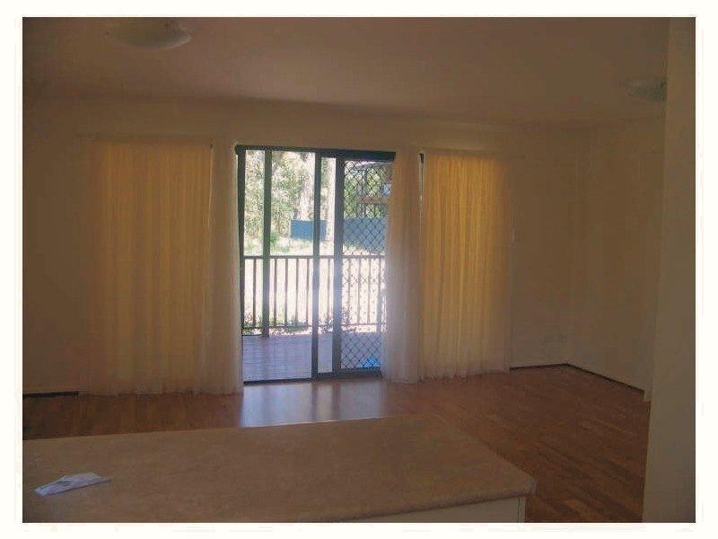 17 Deenya Pde, Russell Island QLD 4184