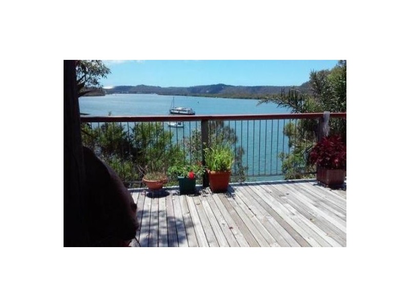12 Schooner Street, Russell Island QLD 4184