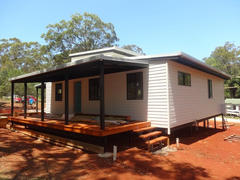 33 fiji, Russell Island QLD 4184