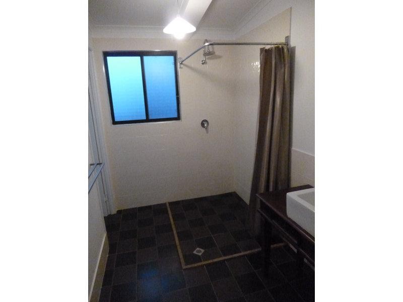 32 Crescent Drive, Russell Island QLD 4184