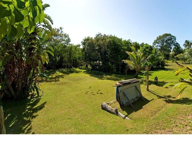 33 Bay Drive, Russell Island QLD 4184