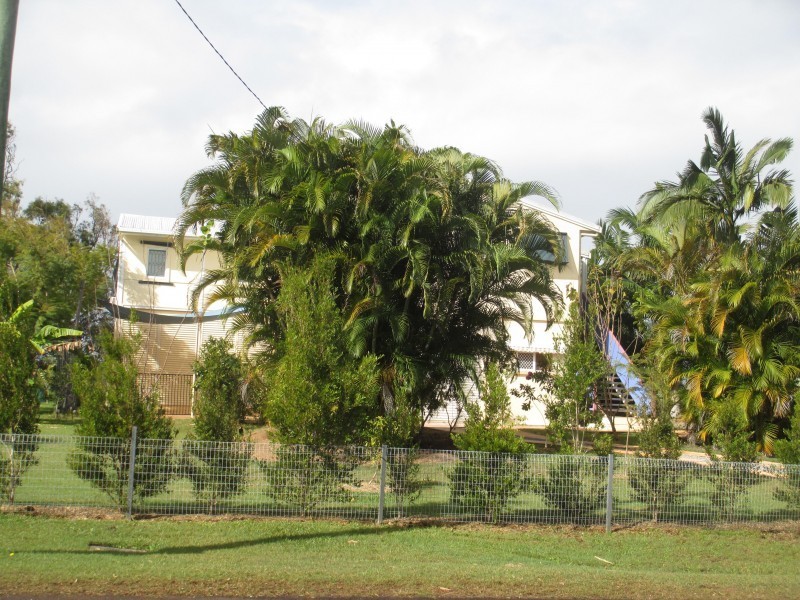 76 Crescent Drive, Russell Island QLD 4184