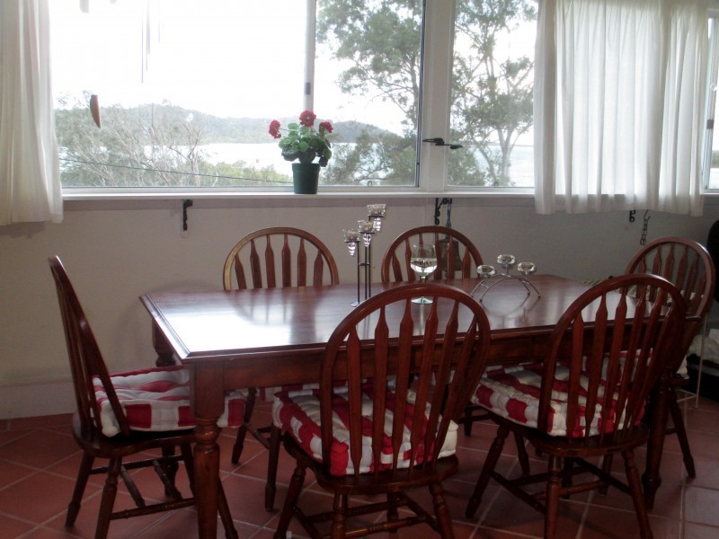 76 Crescent Drive, Russell Island QLD 4184