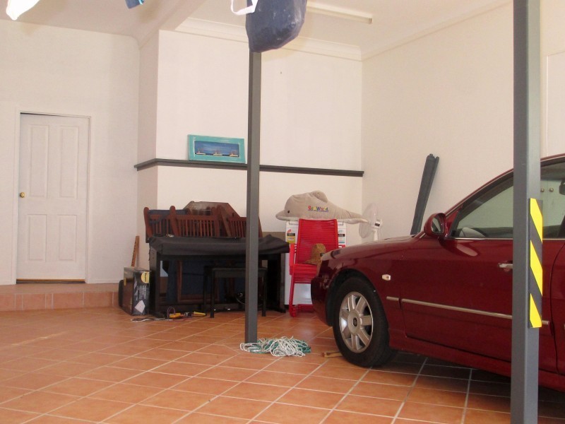 76 Crescent Drive, Russell Island QLD 4184