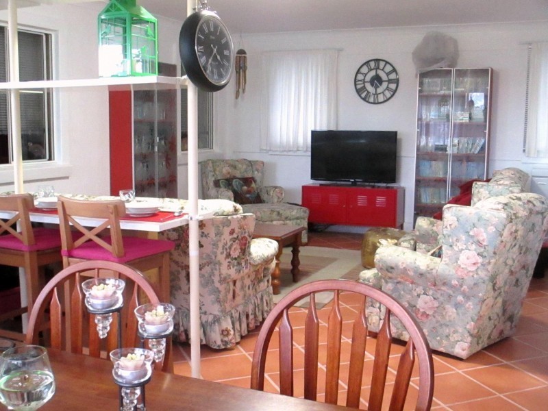 76 Crescent Drive, Russell Island QLD 4184