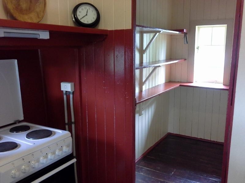 9-11 Betty Street, Macleay Island QLD 4184