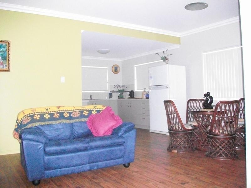 19 Pia St, Russell Island QLD 4184