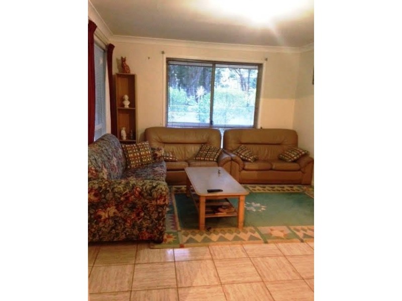 24 Treasure Island Avenue, Karragarra Island QLD 4184