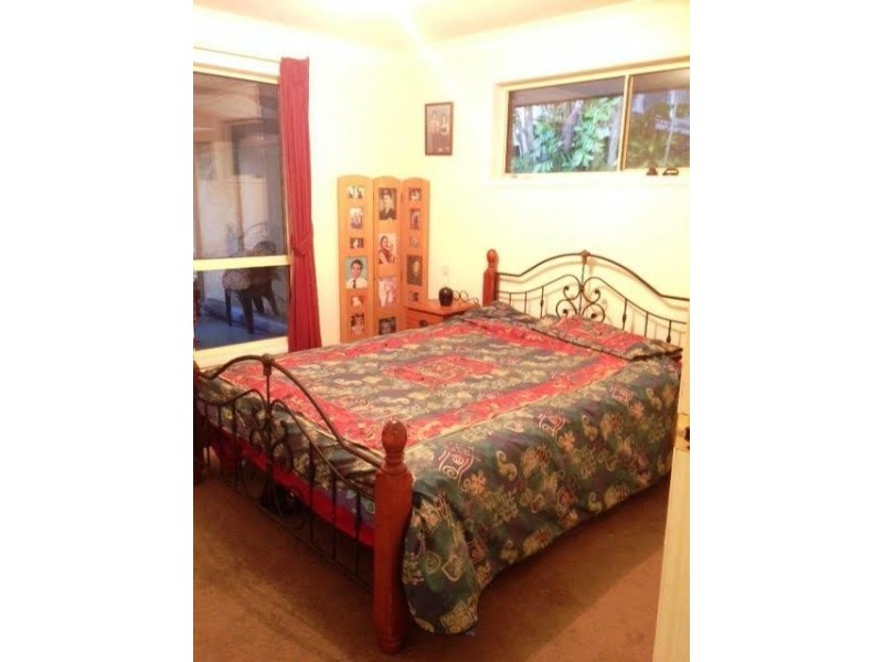 24 Treasure Island Avenue, Karragarra Island QLD 4184