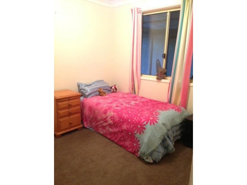 24 Treasure Island Avenue, Karragarra Island QLD 4184