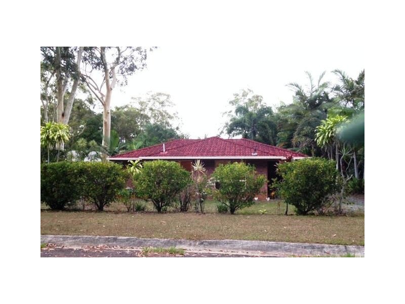 24 Treasure Island Avenue, Karragarra Island QLD 4184