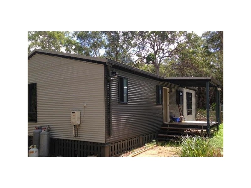 9 Cynthia Crescent, Russell Island QLD 4184