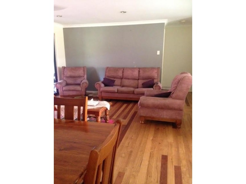 9 Cynthia Crescent, Russell Island QLD 4184