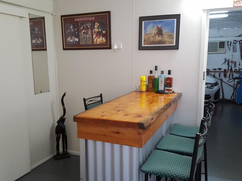 33 Hume Street, Russell Island QLD 4184