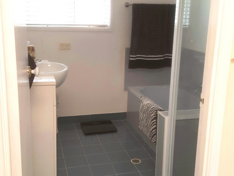 25 Cutter Street, Russell Island QLD 4184