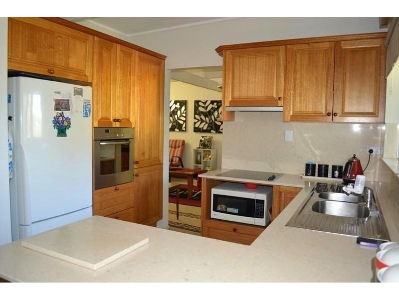 5 Virginia Parade, Russell Island QLD 4184