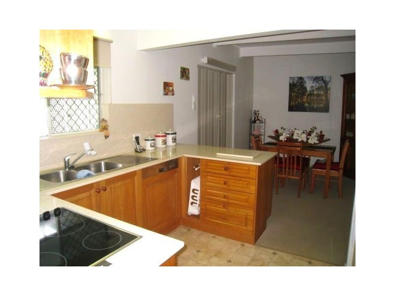 5 Virginia Parade, Russell Island QLD 4184