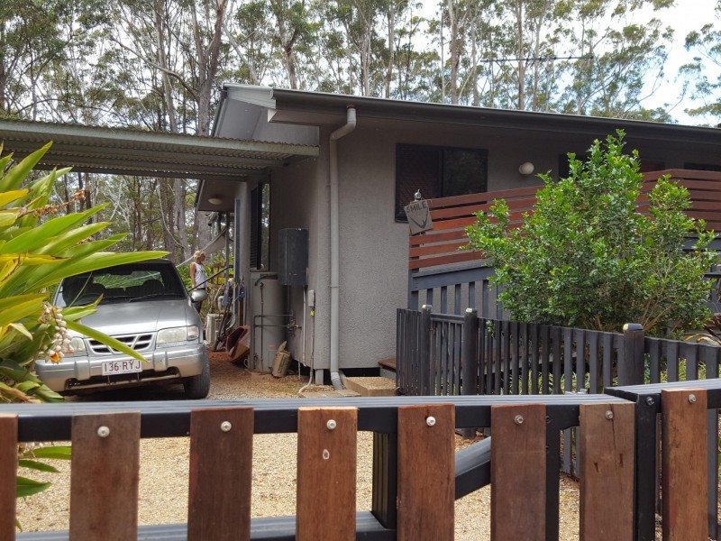 29 BASKET BEACH RD, Russell Island QLD 4184