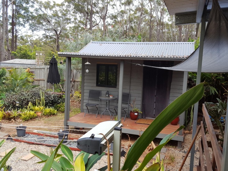 29 BASKET BEACH RD, Russell Island QLD 4184