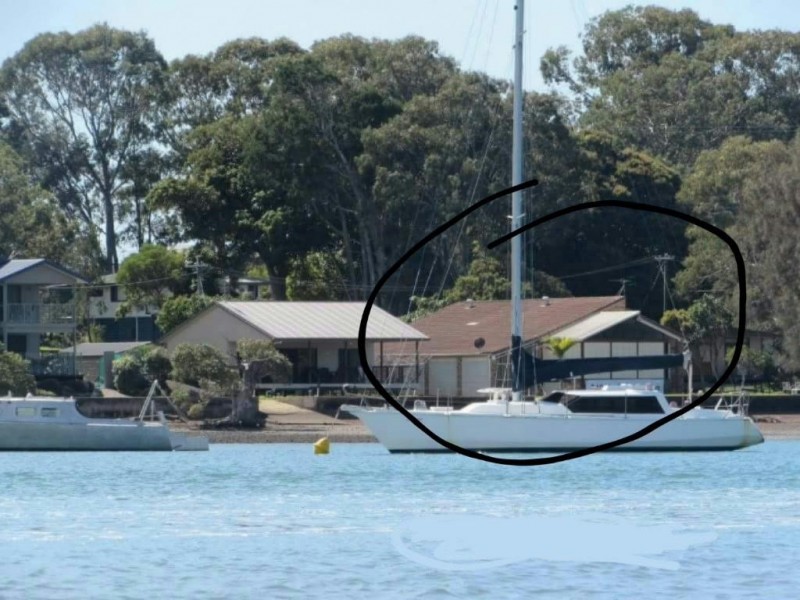 8 Browning St, Russell Island QLD 4184