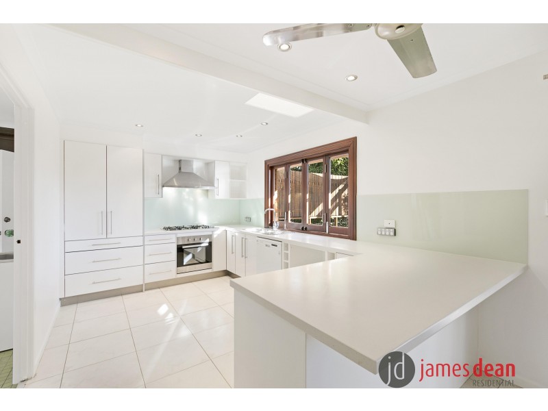 7 Unsworth Street, Belmont QLD 4153