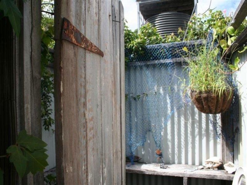 16 Midgen Street, Moreton Island QLD 4025