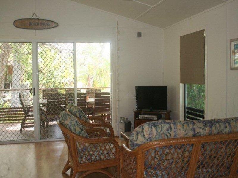 39 Midgen Street, Moreton Island QLD 4025