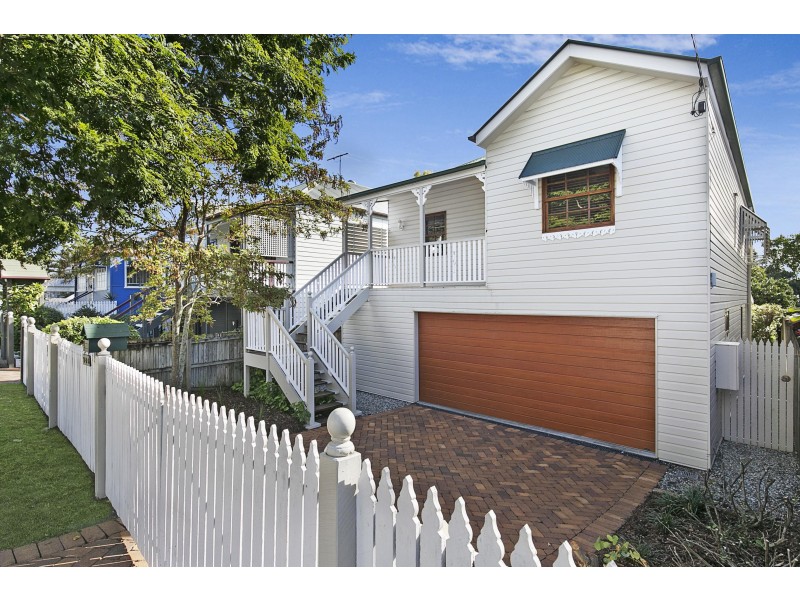 146 Temple Street, Coorparoo QLD 4151