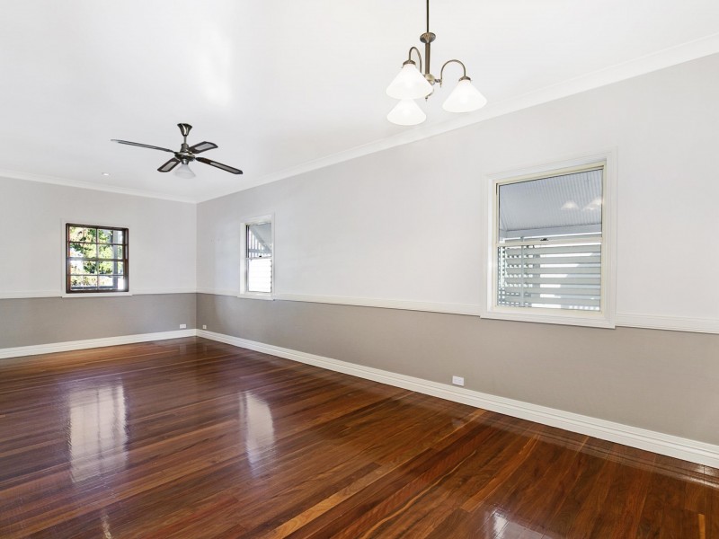 146  Temple Street, Coorparoo QLD 4151