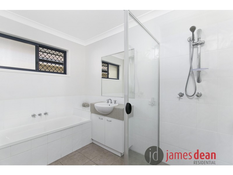 3 Tallis Street, Wakerley QLD 4154