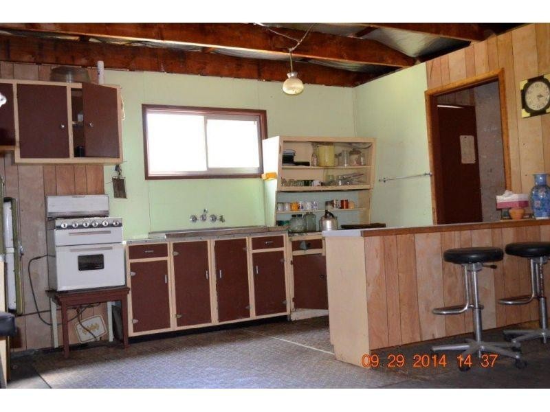 86 Goondool Street, Moreton Island QLD 4025