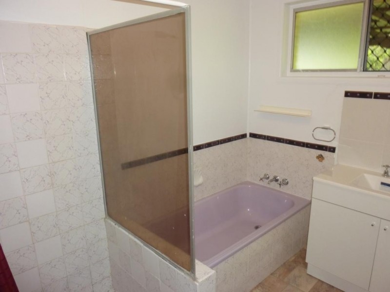 28 Leon St, Tingalpa QLD 4173