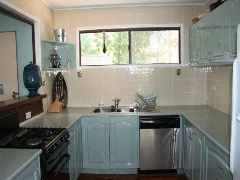 34 Midgen Street, Moreton Island QLD 4025