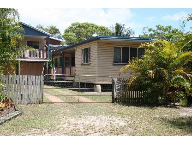 84 Midgen Street, Moreton Island QLD 4025