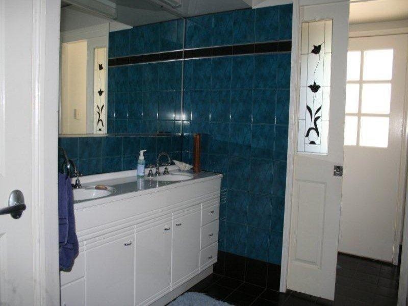 84 Midgen Street, Moreton Island QLD 4025