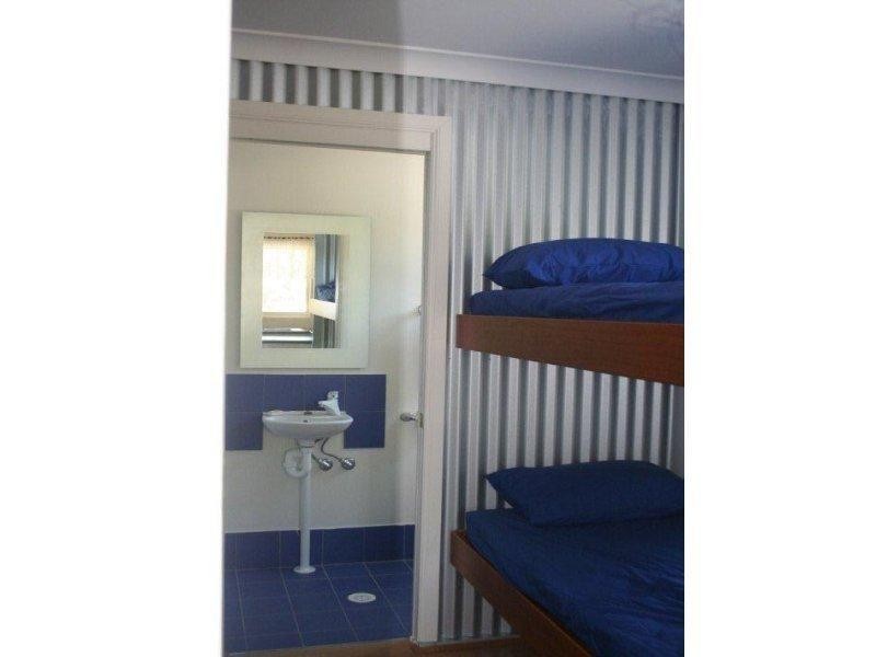 84 Midgen Street, Moreton Island QLD 4025