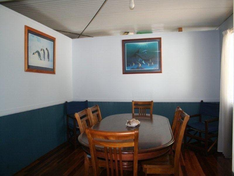 84 Midgen Street, Moreton Island QLD 4025