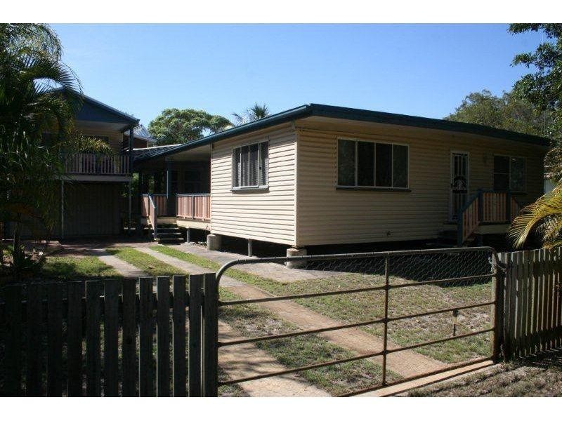 84 Midgen Street, Moreton Island QLD 4025