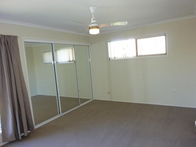 25 Loughrea Street, Tingalpa QLD 4173