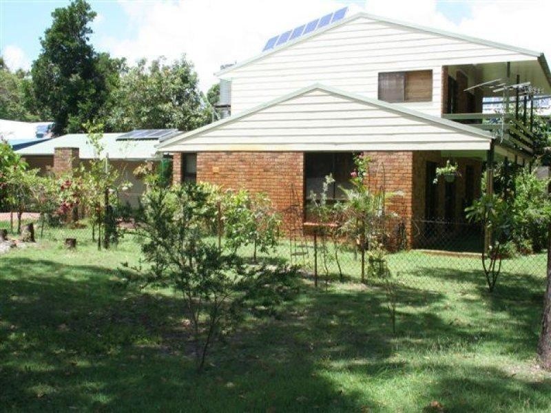 33 Kooringal Esplanade, Moreton Island QLD 4025