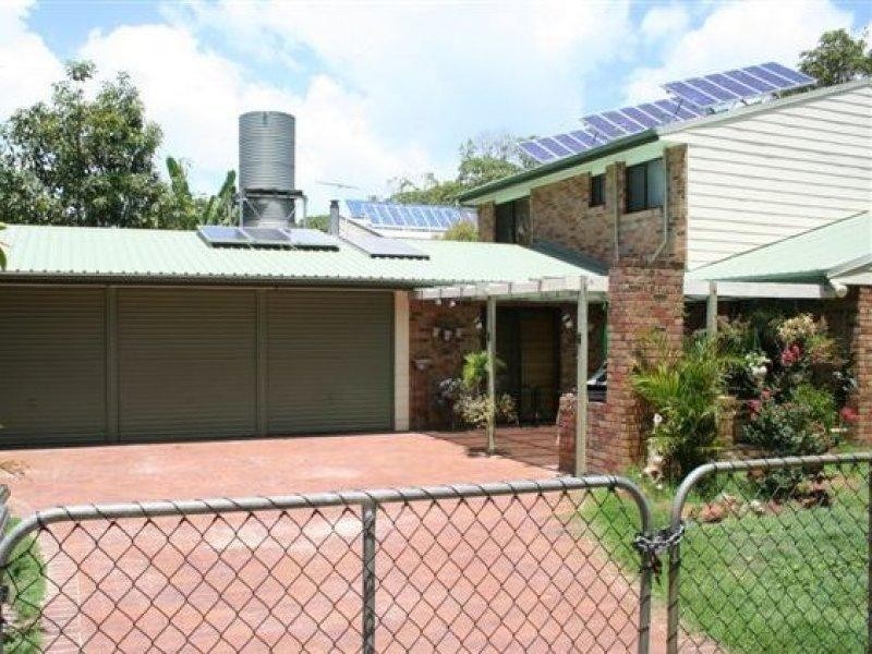 33 Kooringal Esplanade, Moreton Island QLD 4025