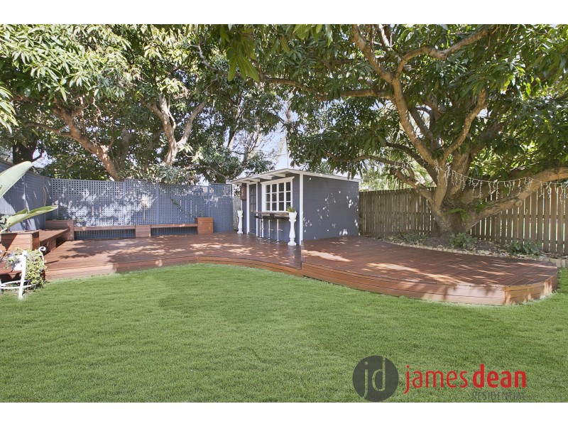 32 Barnham Street, Wynnum QLD 4178