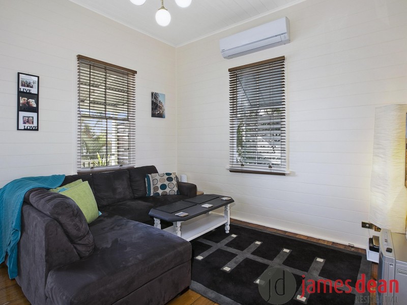 32 Barnham Street, Wynnum QLD 4178