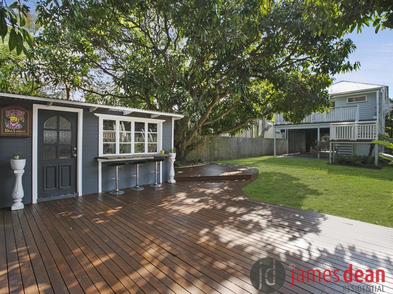 32 Barnham Street, Wynnum QLD 4178